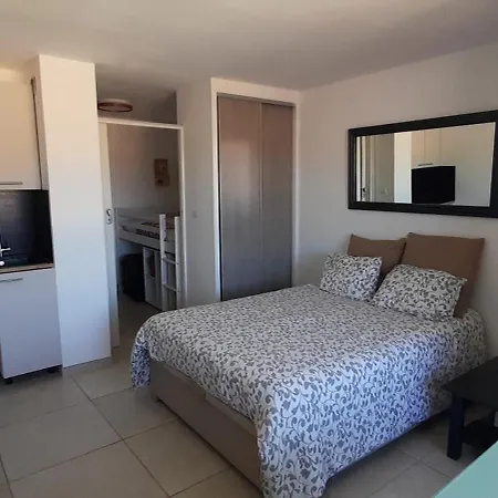 Appartement 419, Port Venus Au Village Naturiste