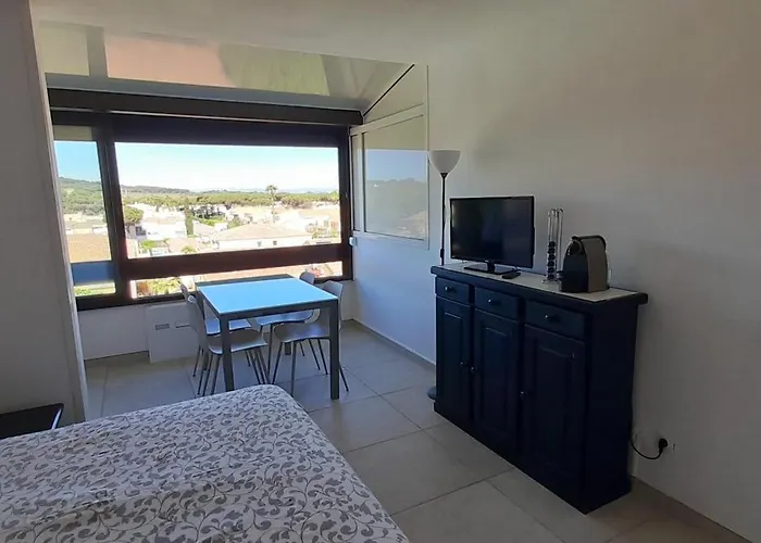419, Port Venus Au Village Naturiste Apartament